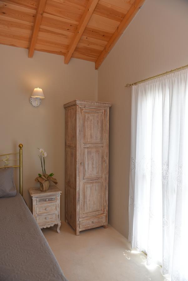 Oisyra Boutique Hotel แอร์มูโปลี ภายนอก รูปภาพ